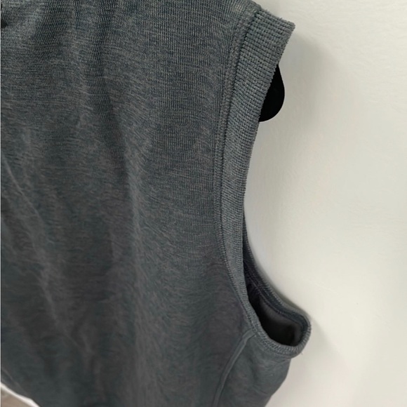 Mens Under Armour Coldgear Loose Zipped Vest Size large dark grey - Picture 6 of 8